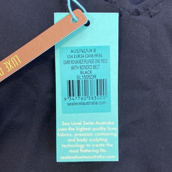 Sea Level Dark Romance Bonded Belt Plunge One Piece Swimsuit NWT - Picture 4 of 4